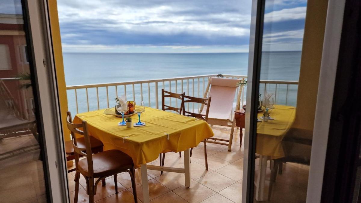 Apartamento Arena Y Mar Tavernes de la Valldigna Exterior foto