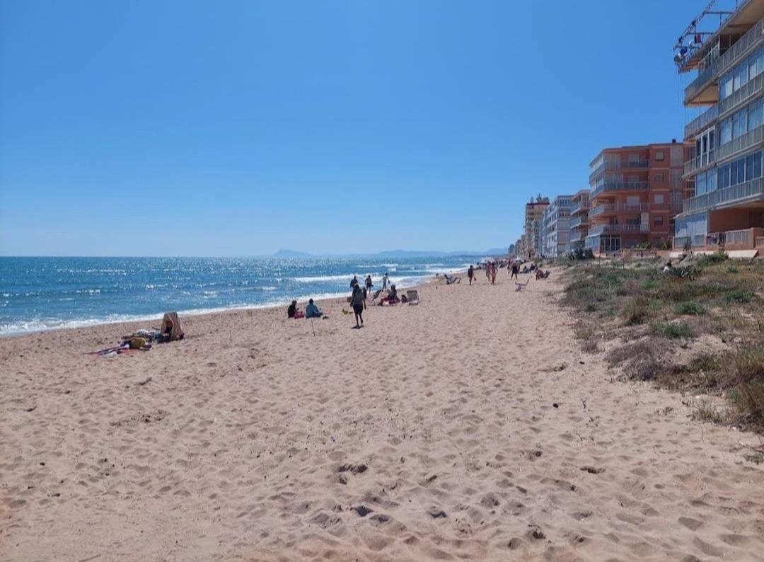 Apartamento Arena Y Mar Tavernes de la Valldigna Exterior foto